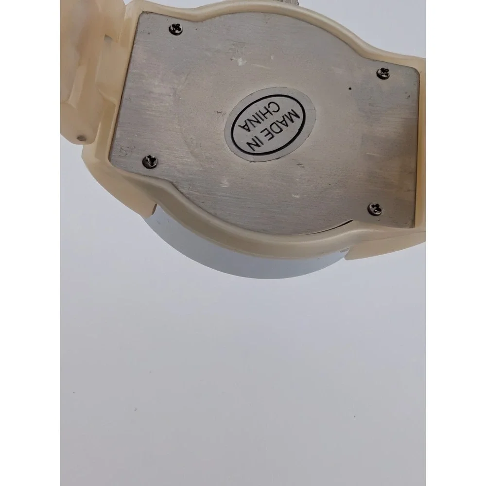 Geneva‎ Women's Watch 37mm Silver Case 7.75